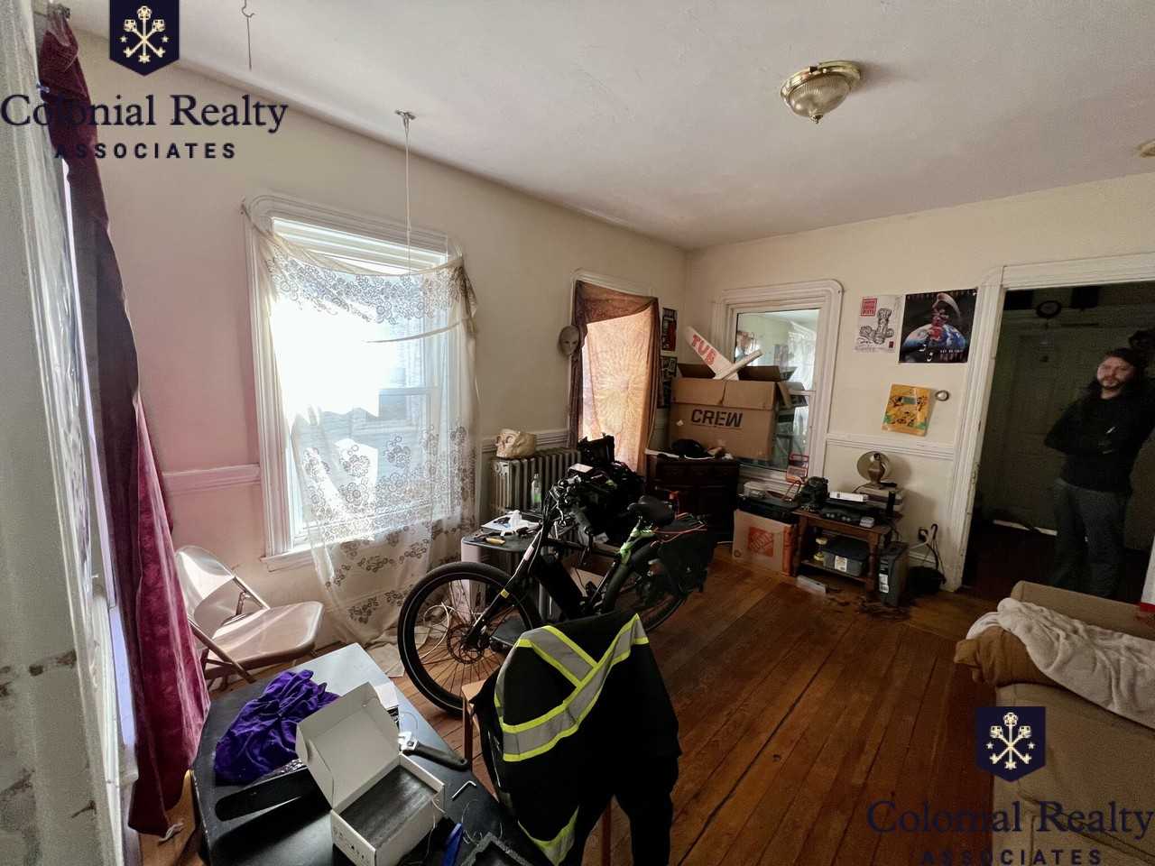 40 Hooker St #1 - Photo 5 of 30