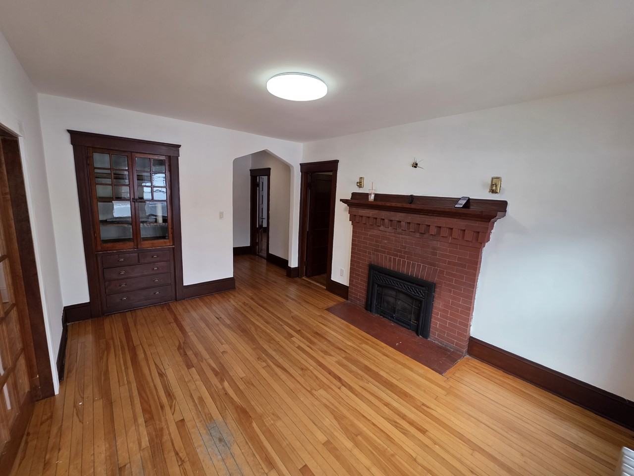 612 Grove St #1 - Photo 5 of 19