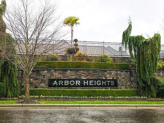 5592 Nw 134th Ave #NA - Photo 2 of 13