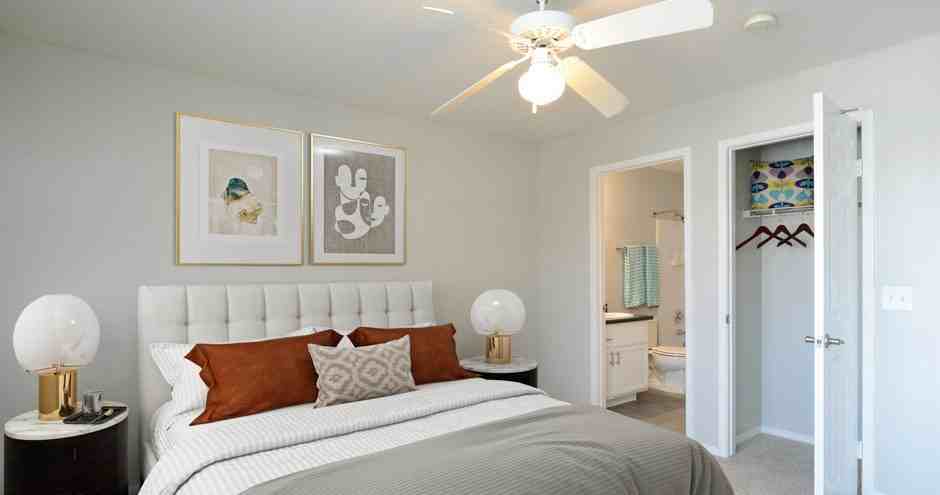 Sedona at Lone Mountain Apartments - Photo 5 of 37