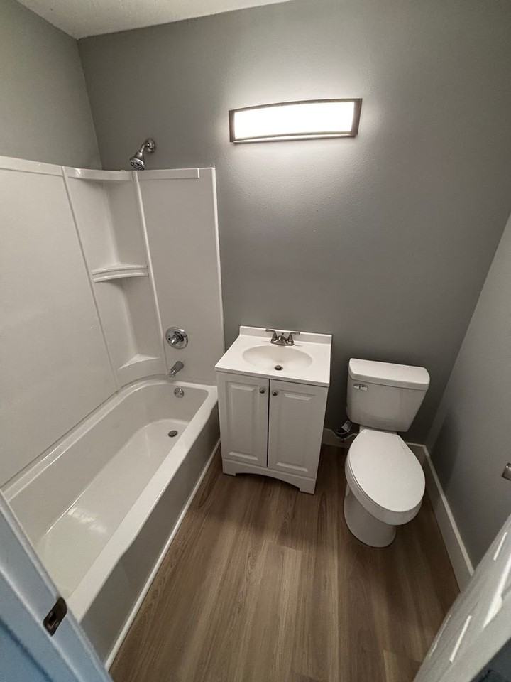 1535 - Photo 4 of 10