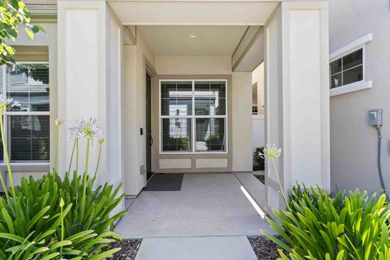 3286 Owl Ct - Photo 4 of 27