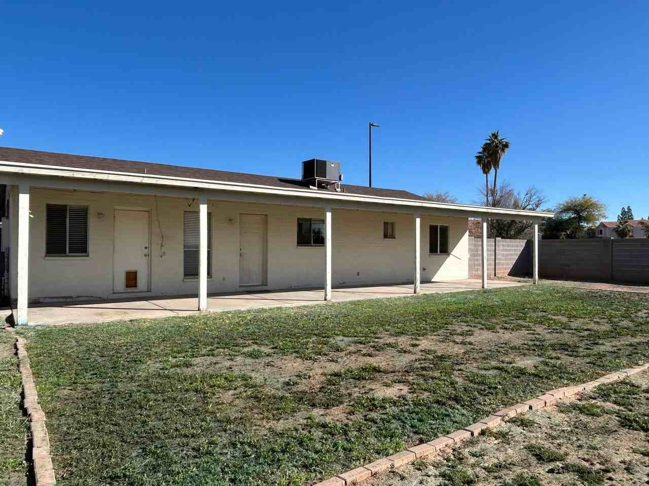 301 W Olive Ave - Photo 6 of 16