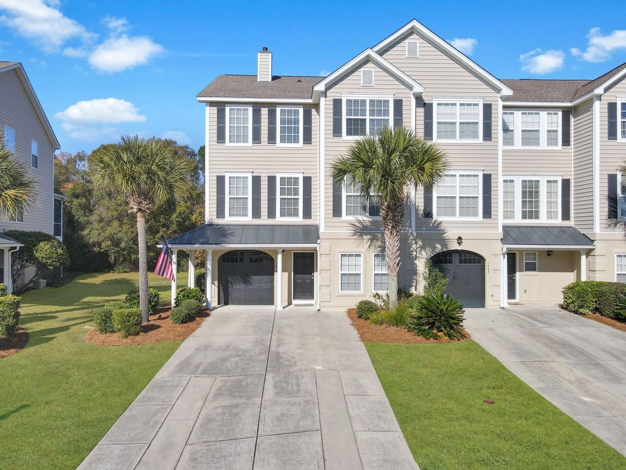 1418 Hamlin Park Cir - Photo 3 of 35