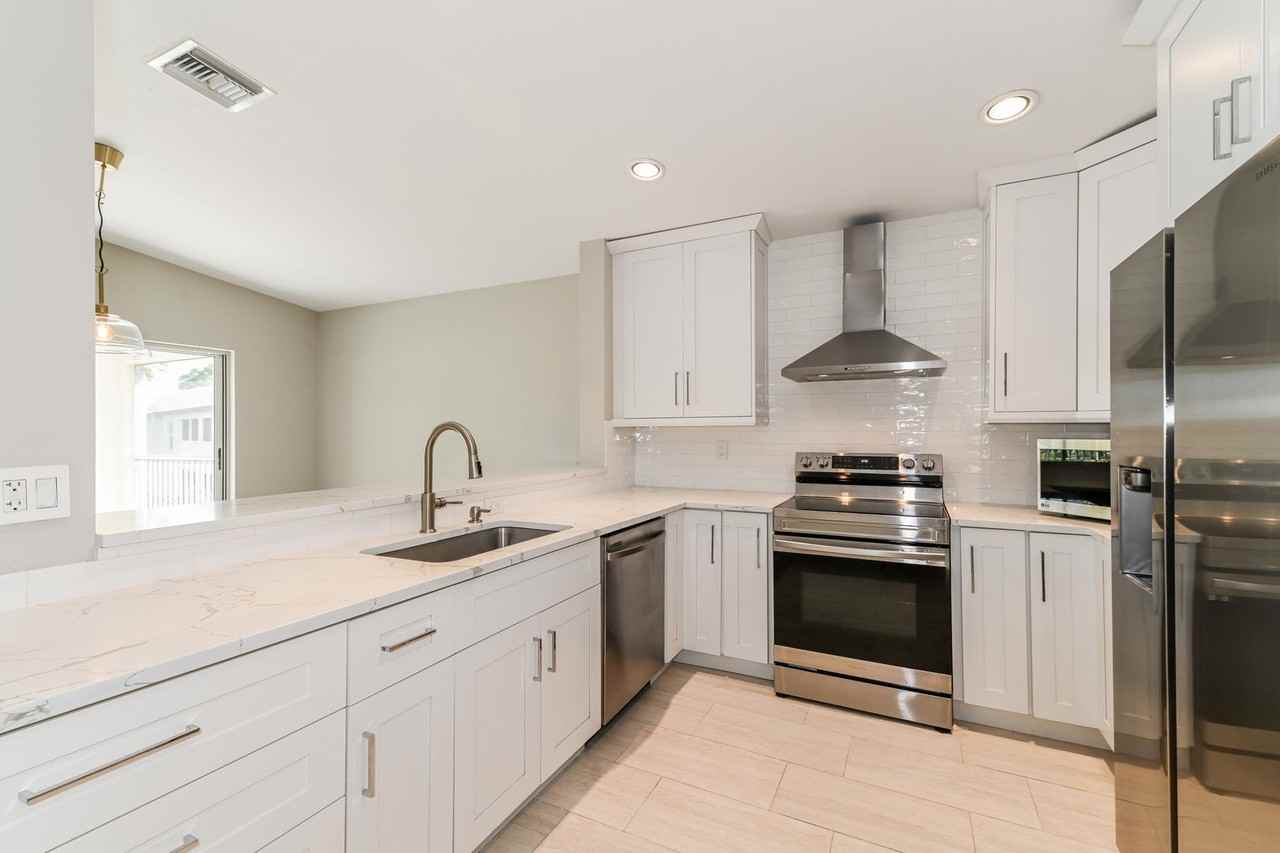 900 Diamond Cir #906 - Photo 7 of 12