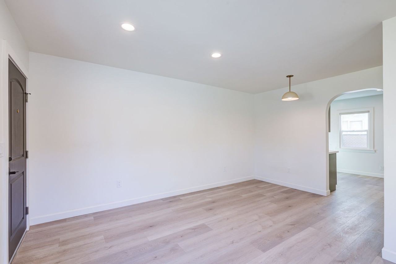 Riverside Residences - Photo 3 of 50