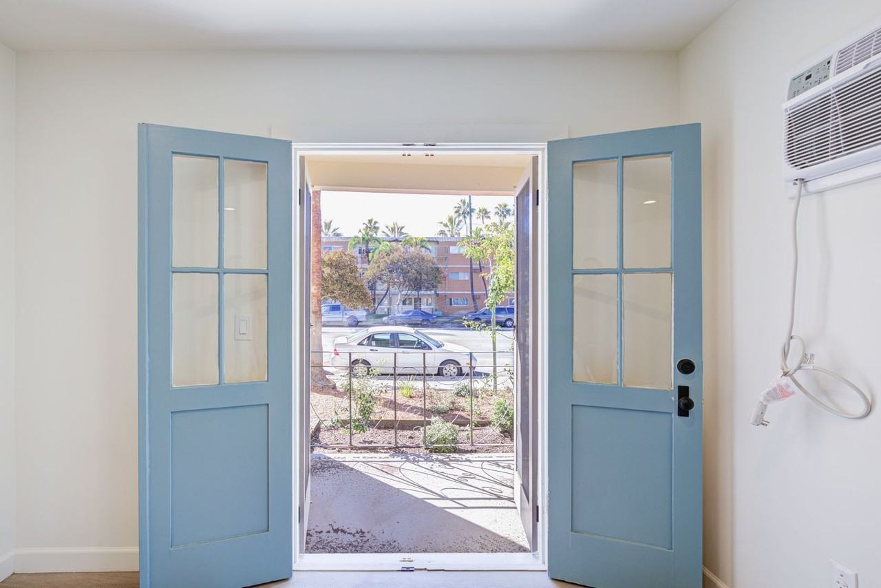 Riverside Residences - Photo 6 of 50