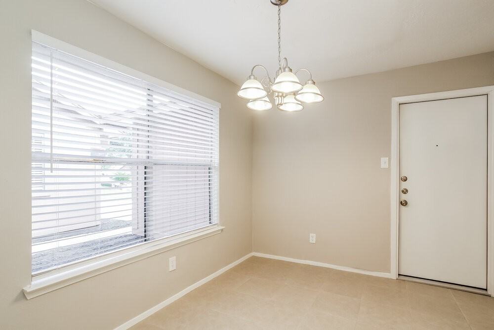 11403 Milners Point Dr - Photo 6 of 15