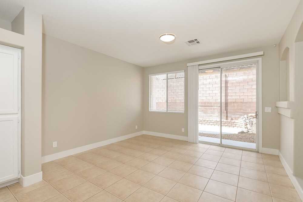 9185 Drifting Bay St - Photo 6 of 16