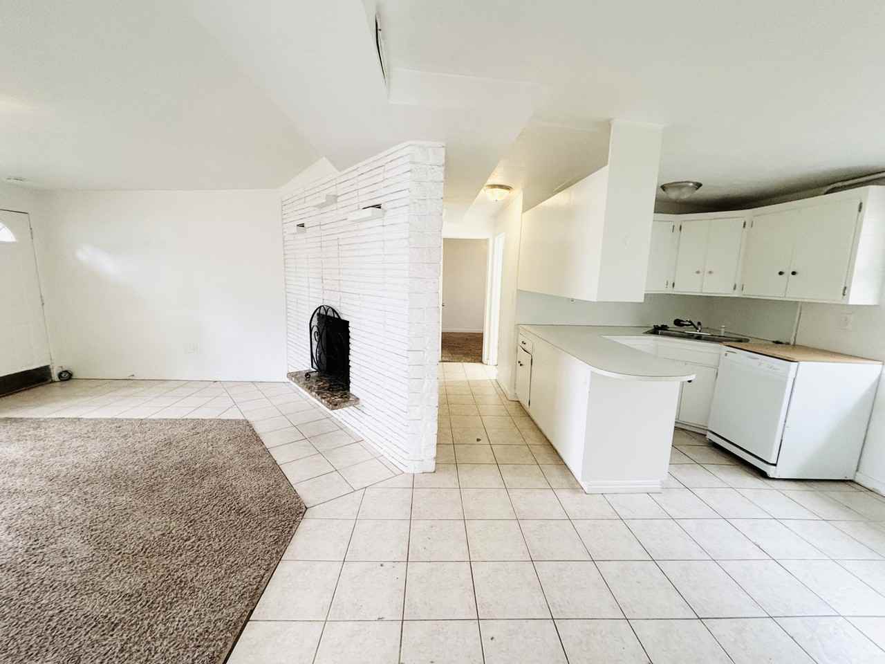 13413 Minuteman Dr #6 - Photo 7 of 27