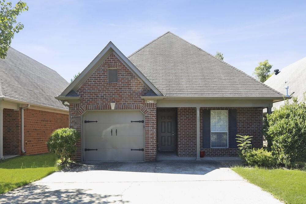 4225 Willow Brook Cir