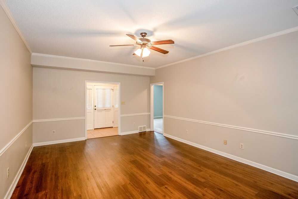 6860 Branch Rd - Photo 4 of 15