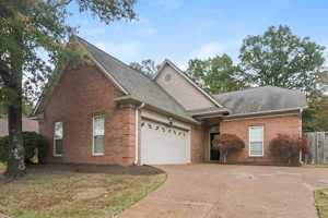 featured image of 1700 Torrington Ct