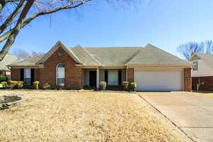 featured image of 4172 Hidden Fern Ln N