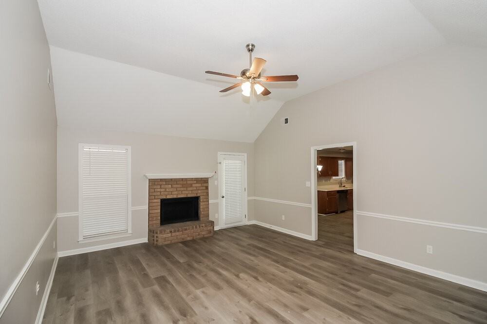 4172 Hidden Fern Ln N - Photo 3 of 16