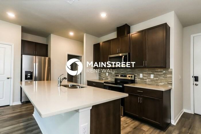 1816 Woodleaf Hammock Ct - Photo 4 of 17