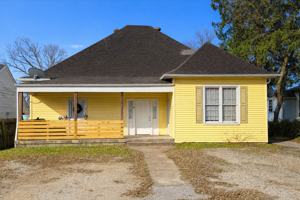 featured image of 317 Elberta St #B