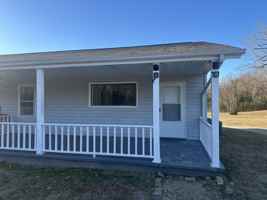 featured image of 484C Willow Briar Ln #C