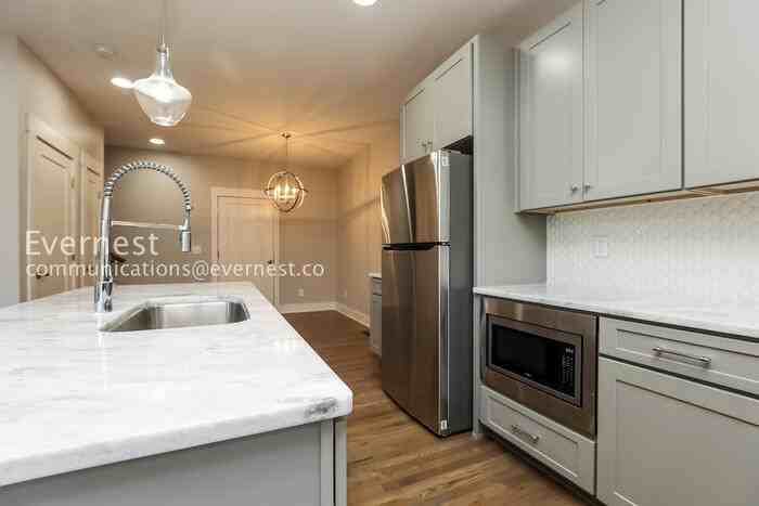 220 Croleywood Ln - Photo 5 of 25