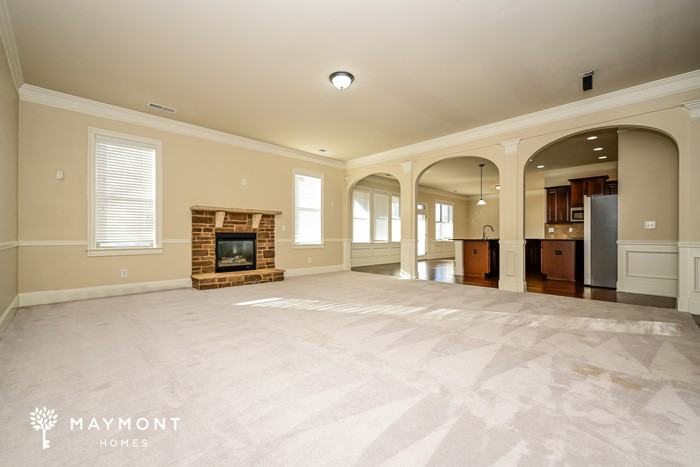 1001 Donegal Dr - Photo 7 of 15