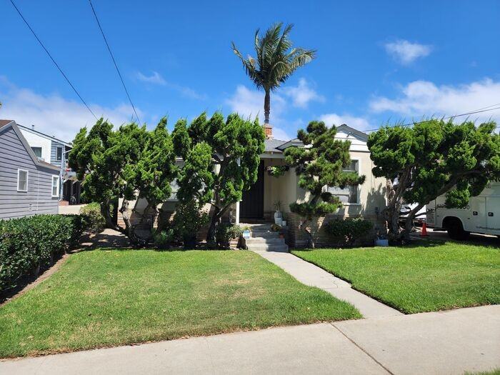 1354 La Palma St - Photo 2 of 15