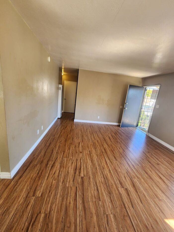 1354 La Palma St - Photo 7 of 15