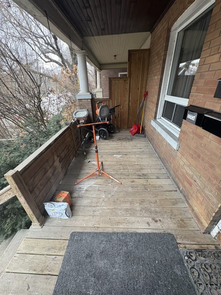 105 Sunnyside Ave - Photo 2 of 13