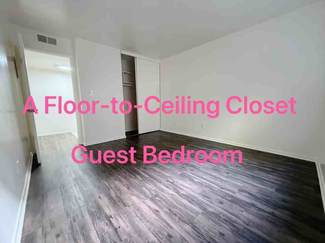 121 East Live Oak Street - Photo 4 of 10