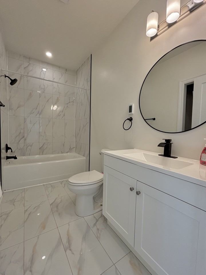 27 Queenston Street - Photo 5 of 13