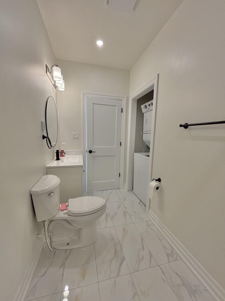 27 Queenston Street - Photo 7 of 13