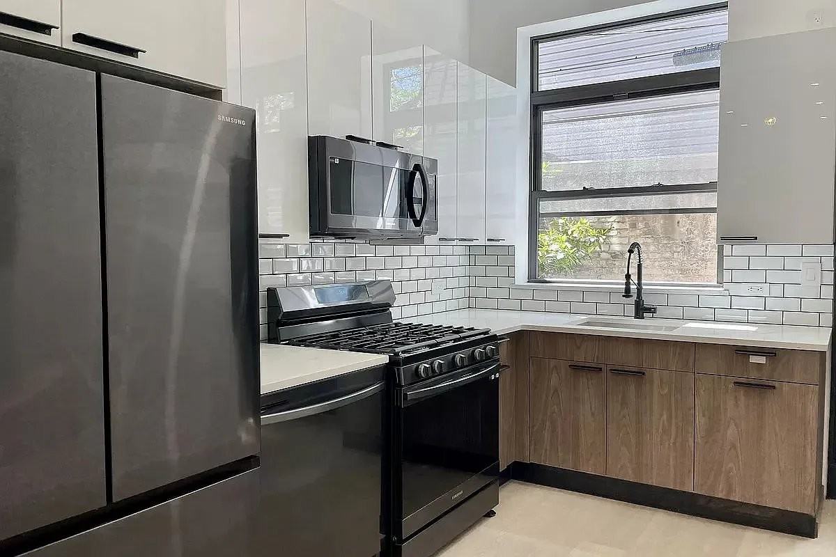 202 Saint Nicholas Ave #1 - Photo 3 of 8