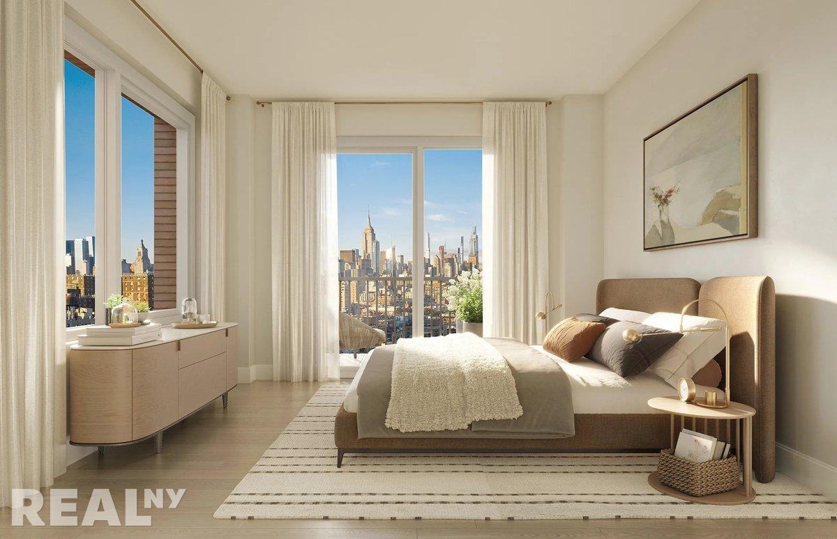 E Houston St #6P - Photo 2 of 12