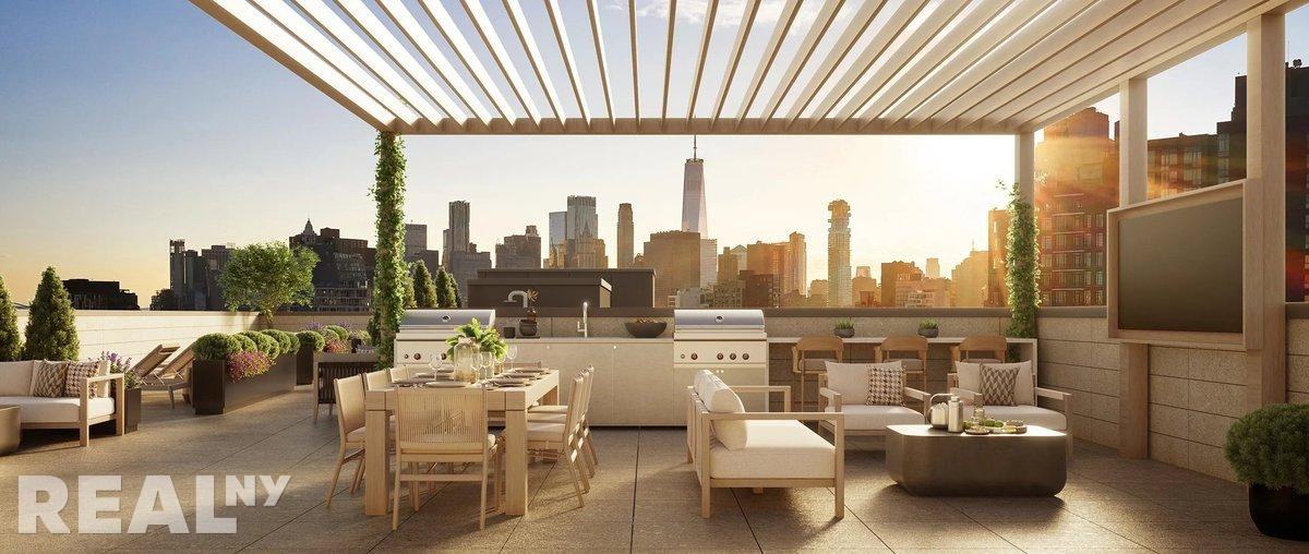 E Houston St #6P - Photo 4 of 12