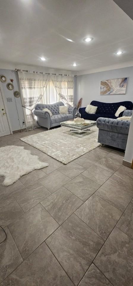 8179 Whitefield St - Photo 3 of 7