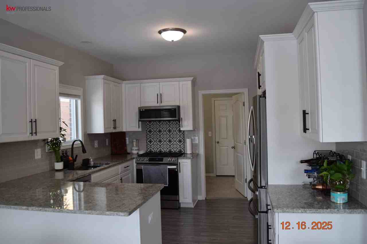 30295 Berghway Trl - Photo 4 of 17