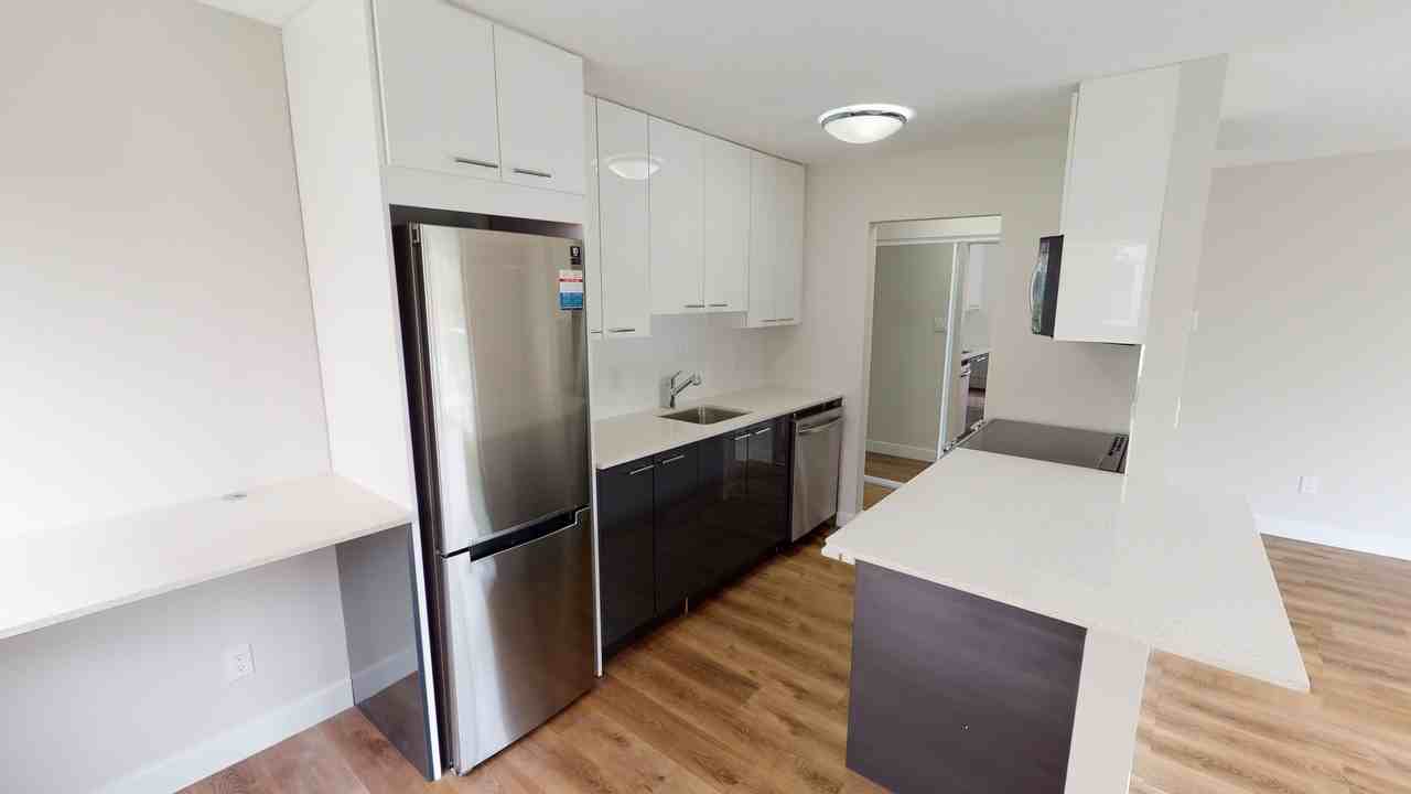 2040 York - Photo 2 of 11