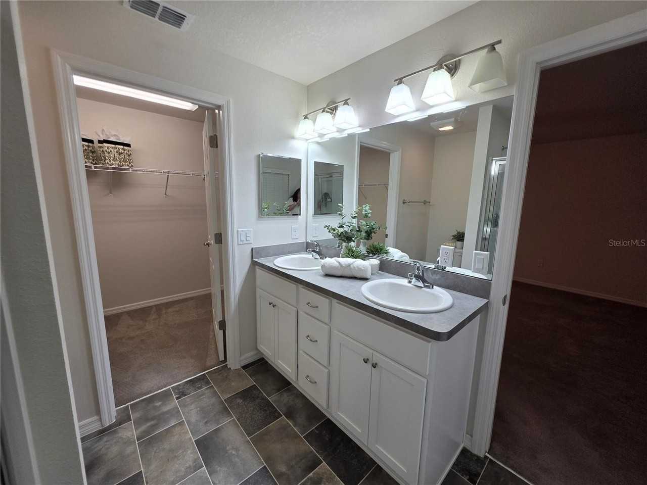 3418 Sw 155th Pl - Photo 5 of 21