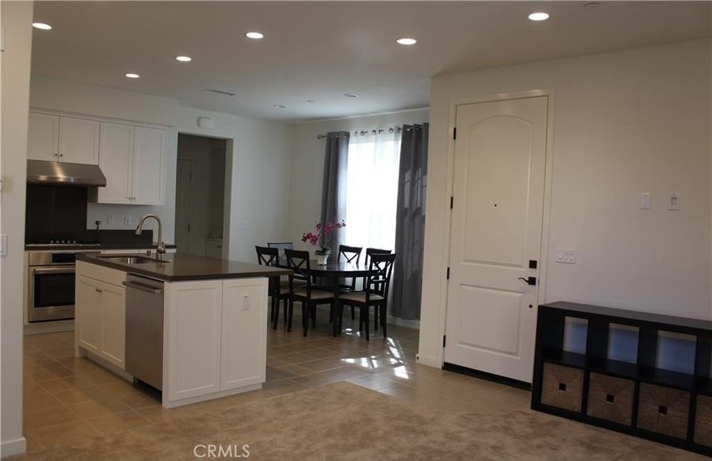 111 Briarberry - Photo 7 of 37