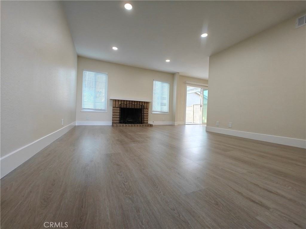 4 Brookmont - Photo 2 of 30