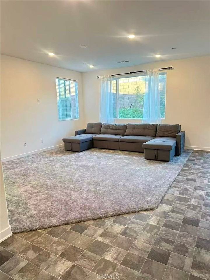 2595 E Pheasant Way - Photo 3 of 19