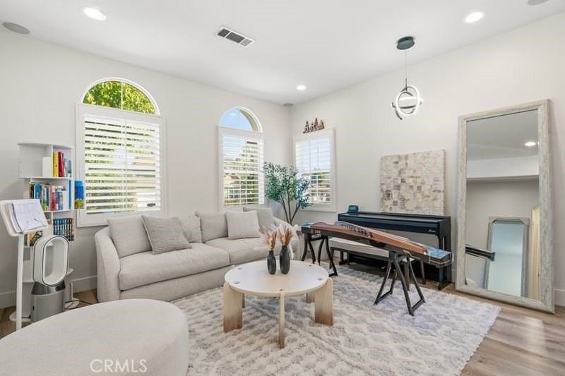 16452 Quail Ridge Way - Photo 2 of 25