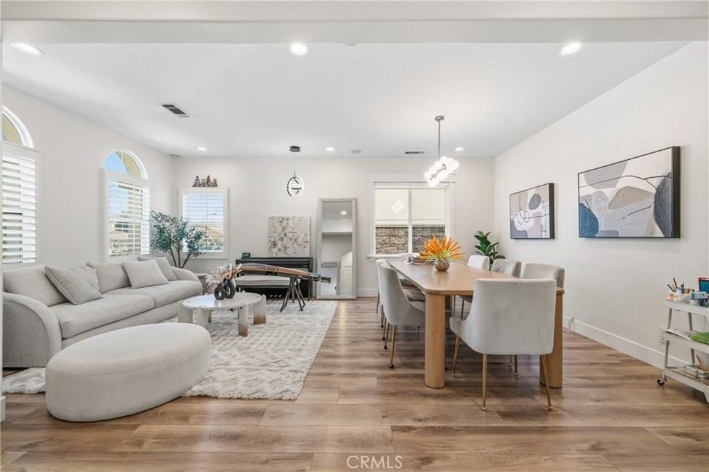 16452 Quail Ridge Way - Photo 3 of 25