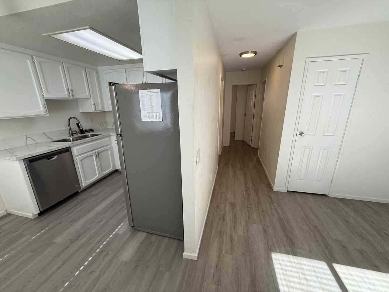 Barcelona Street - Photo 4 of 8