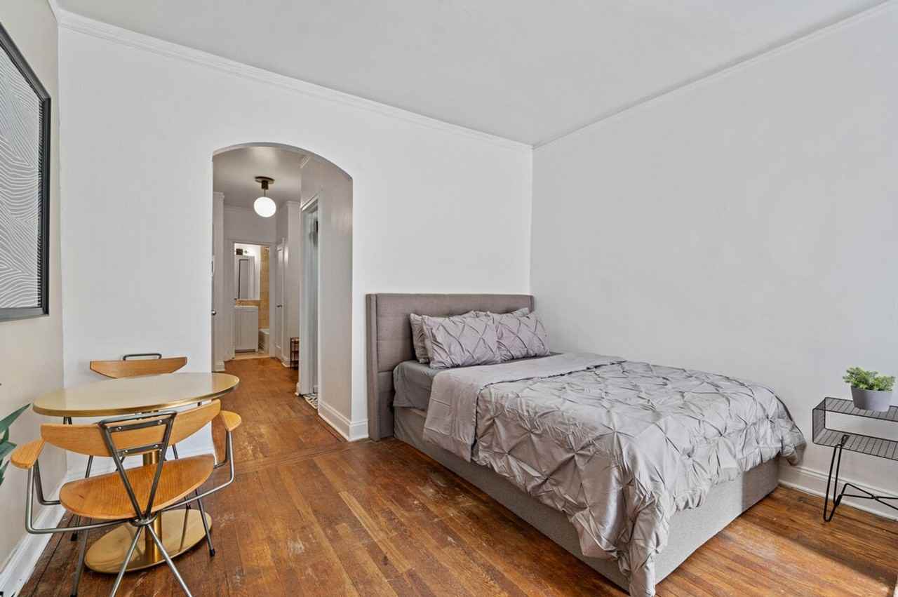 343 E 51st St #1323957P - Photo 7 of 19