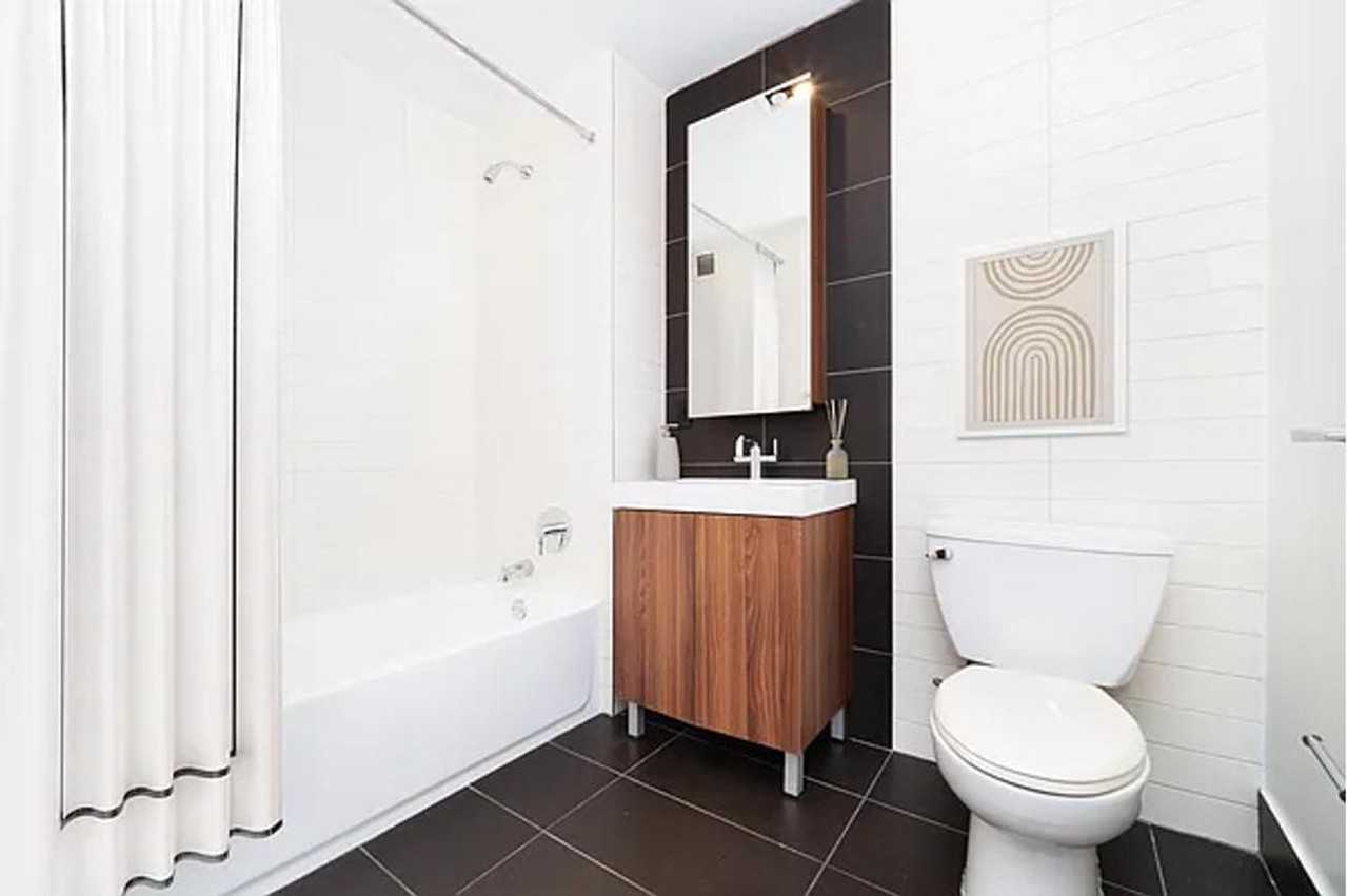 27 Platt St #1051276P - Photo 5 of 7