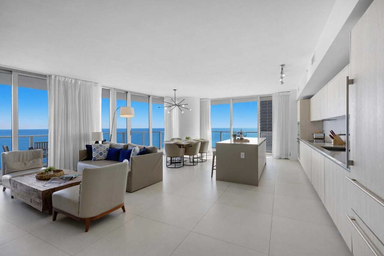 4111 South Ocean Drive - Photo 4 of 48
