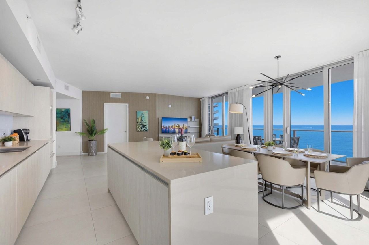 4111 South Ocean Drive - Photo 6 of 48