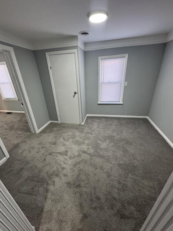 347 Huddleson Ave - Photo 7 of 15