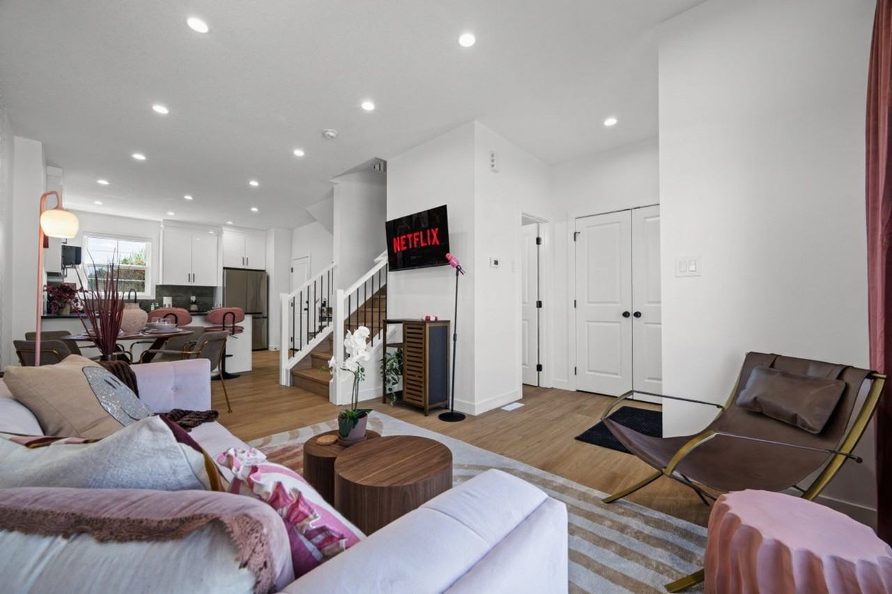 11021 155 St Nw #1308632P - Photo 2 of 45