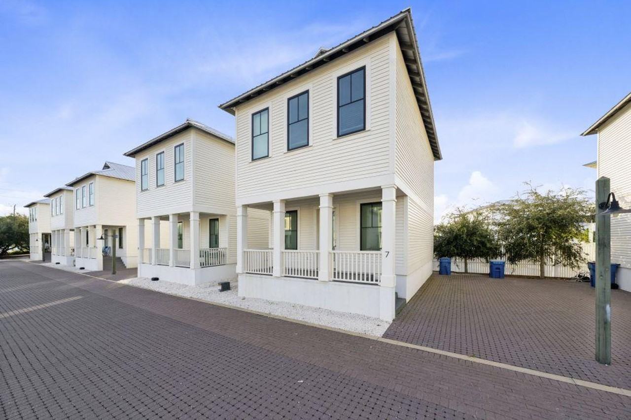 7 W Gate #1322626P - Photo 5 of 24